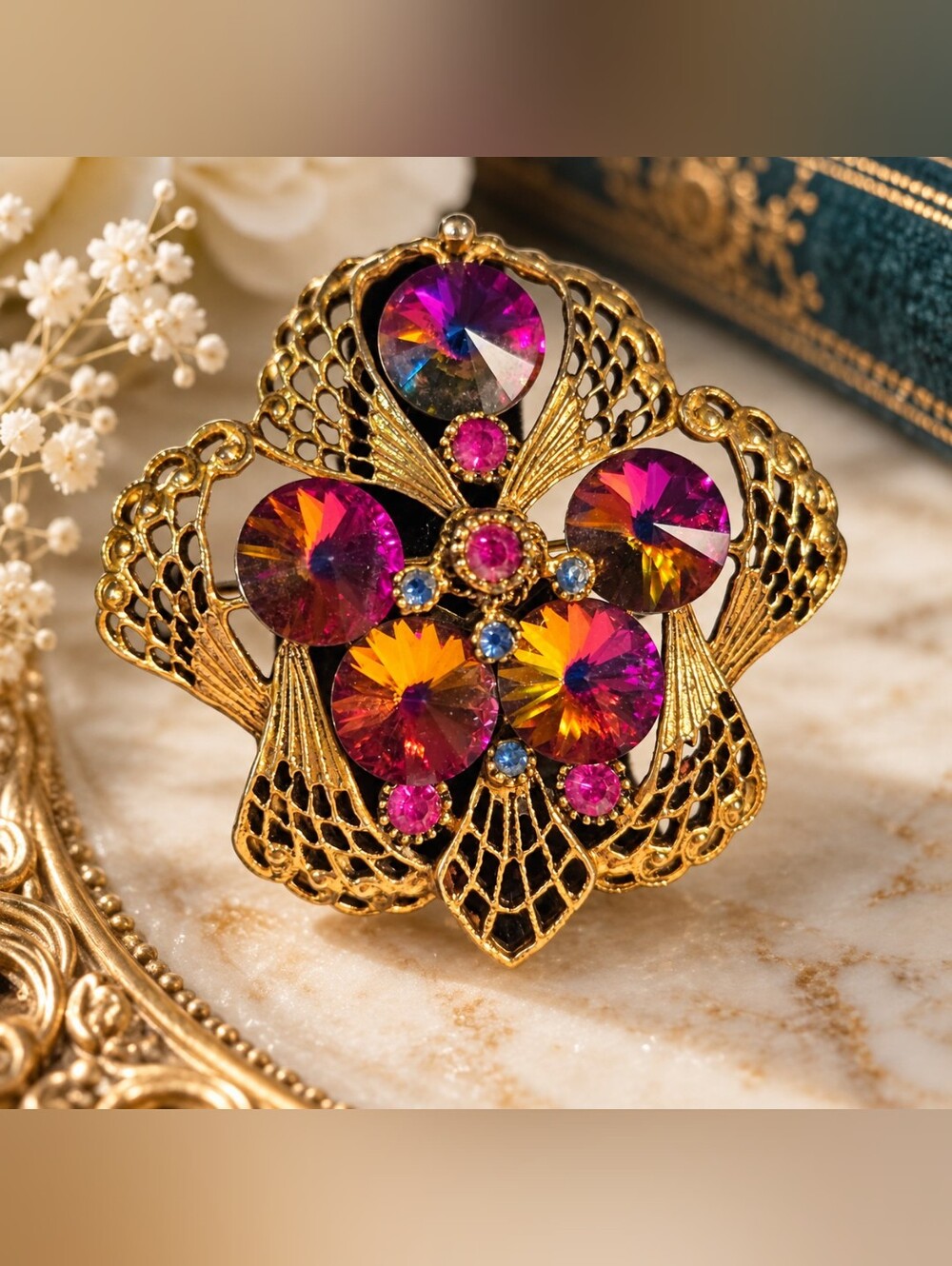 Vintage 1950s–60s Multicolor Rhinestone Filigree Statement Brooch Pin – Stunning